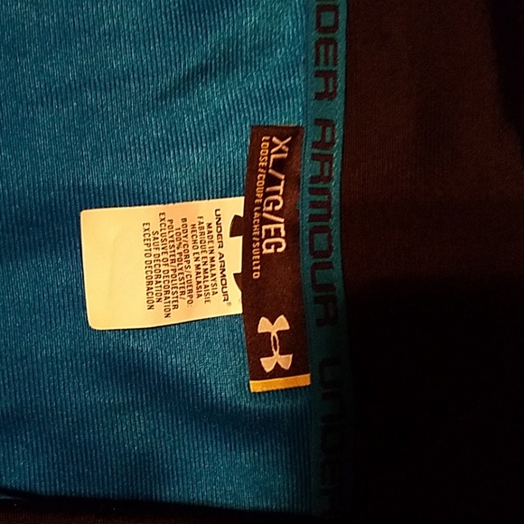 Long sleeve under armour zip up - Picture 2 of 2